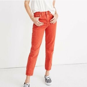 Madewell Mom Jeans - garment dyed denim - red size 25